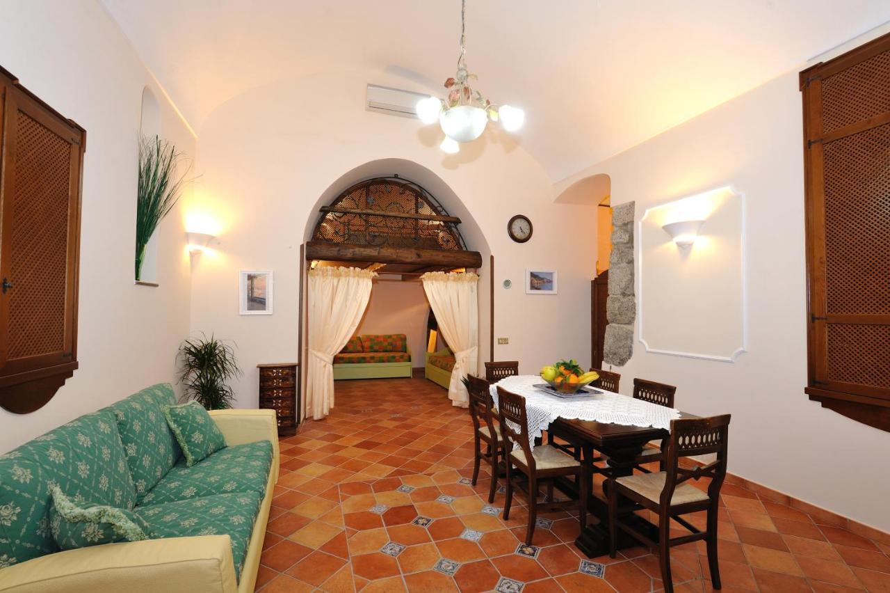 La Residenza Del Saraceno Hotel Amalfi Exterior photo