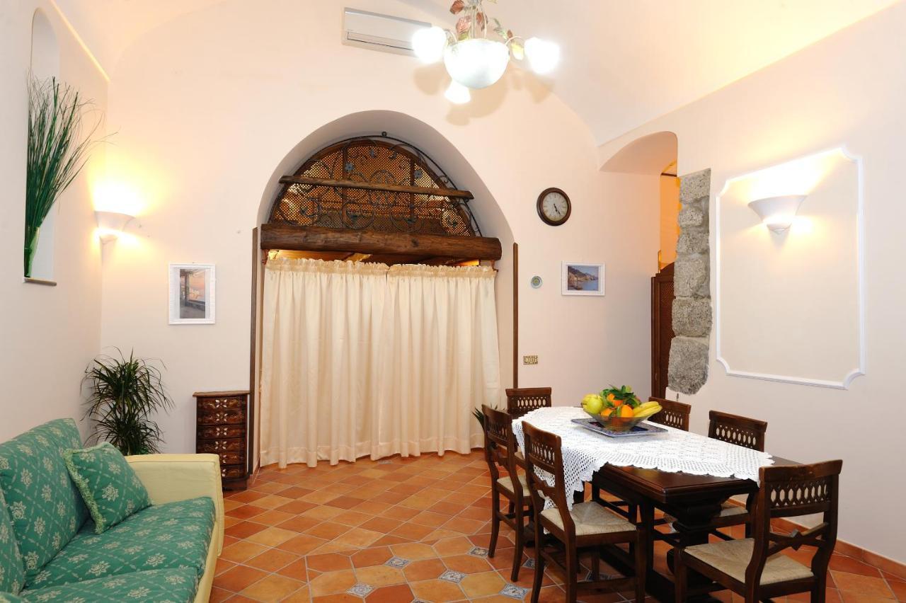 La Residenza Del Saraceno Hotel Amalfi Exterior photo